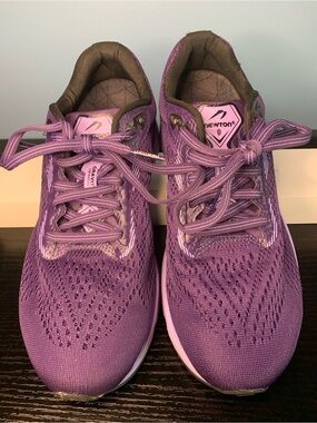 Newton Gravity 13 Purple Lace-Up Athletic Running Shoes